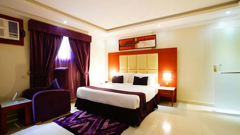 Al Muhaidb Al Takhasosi Hotel Эр-Рияд 3*,